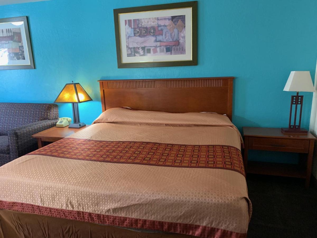 Claridge Inn - St. George Ngoại thất bức ảnh