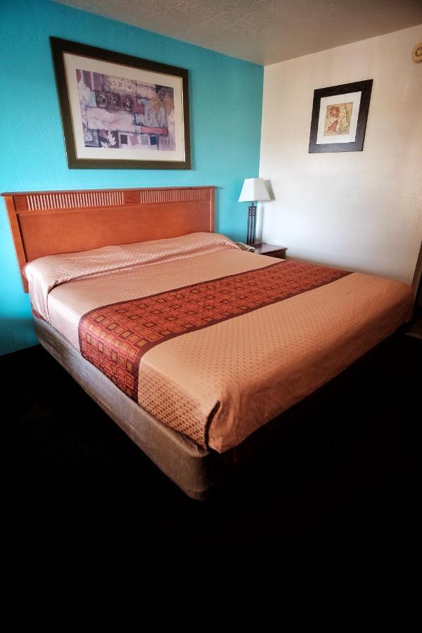 Claridge Inn - St. George Ngoại thất bức ảnh